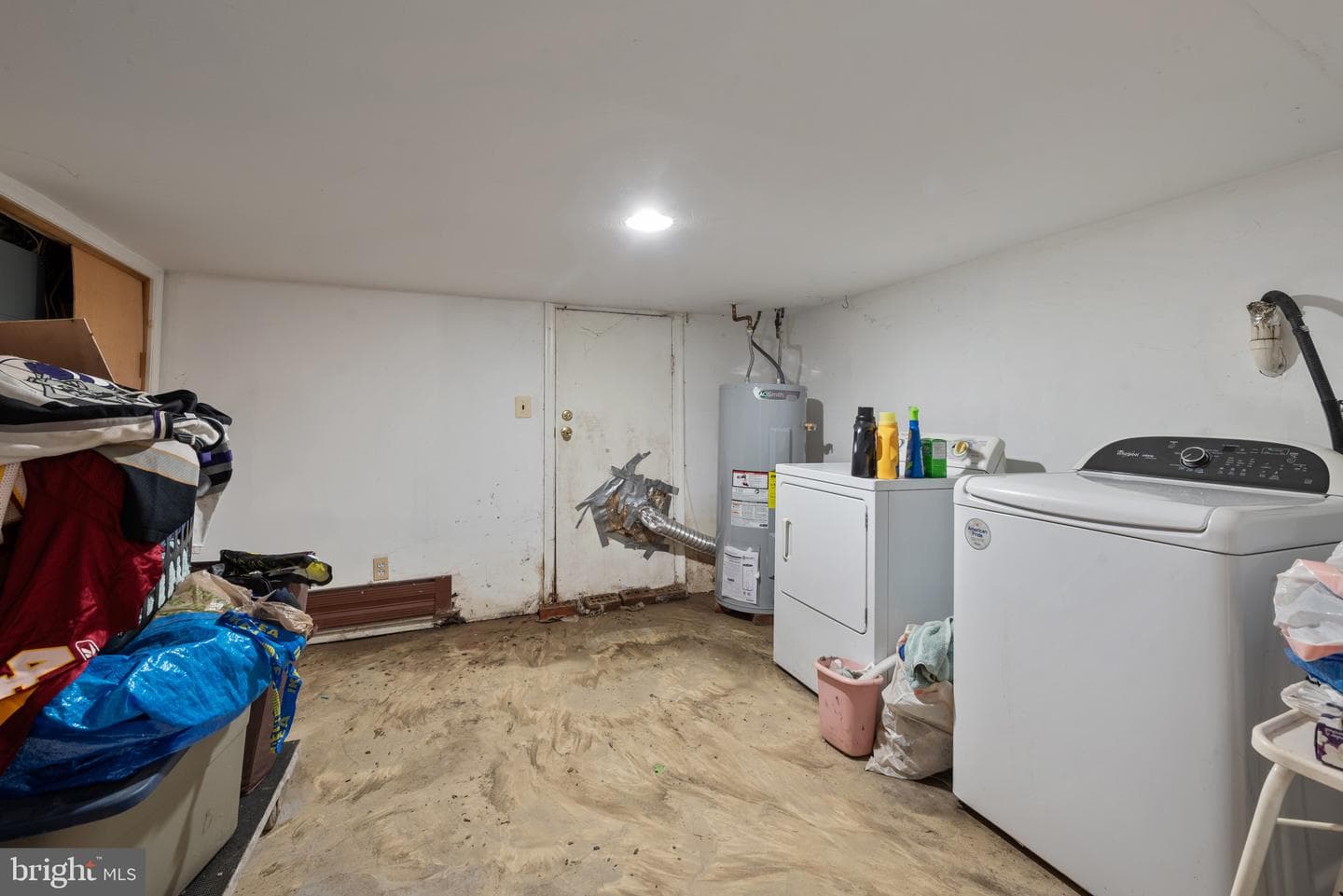 508 W 27th Street W photo 13