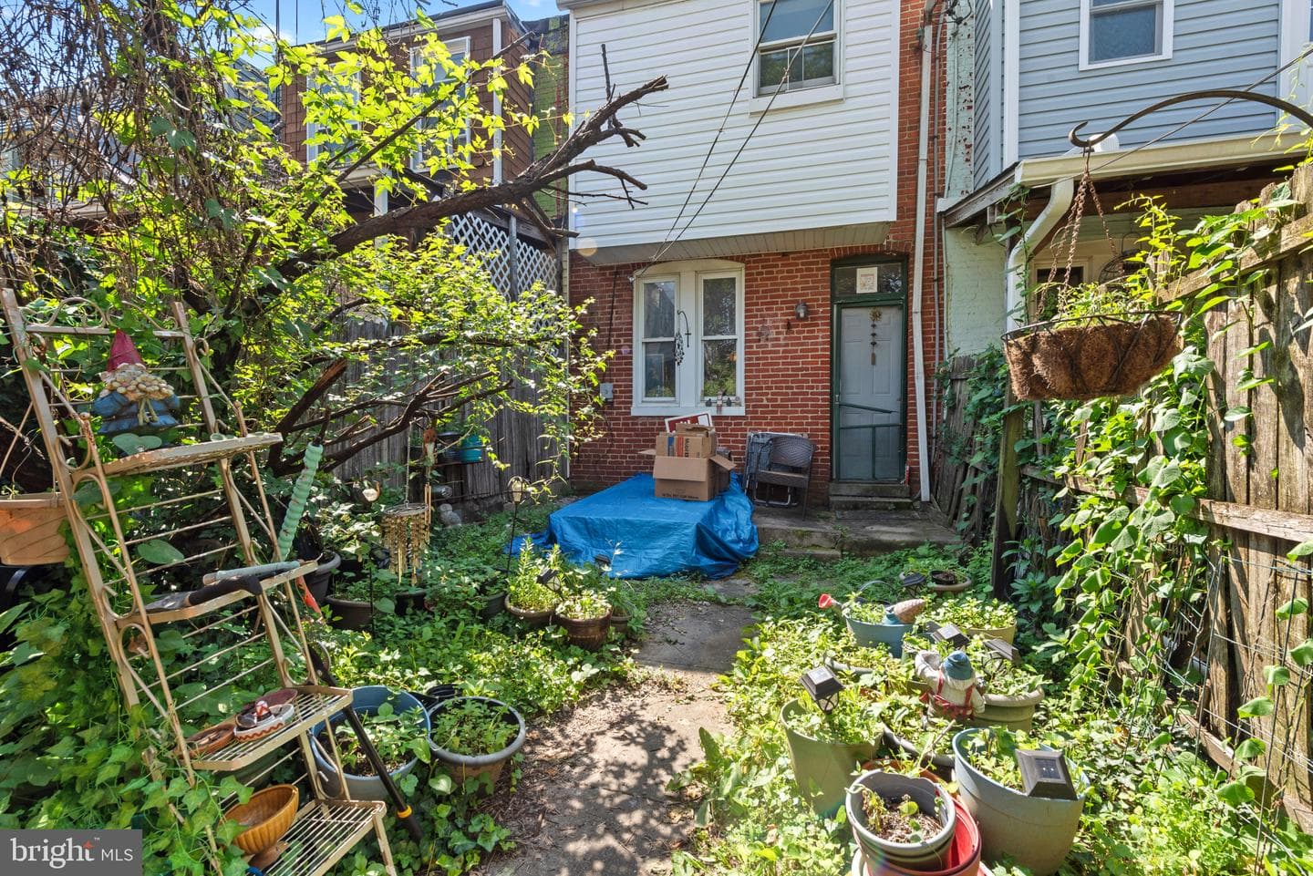 508 W 27th Street W photo 15