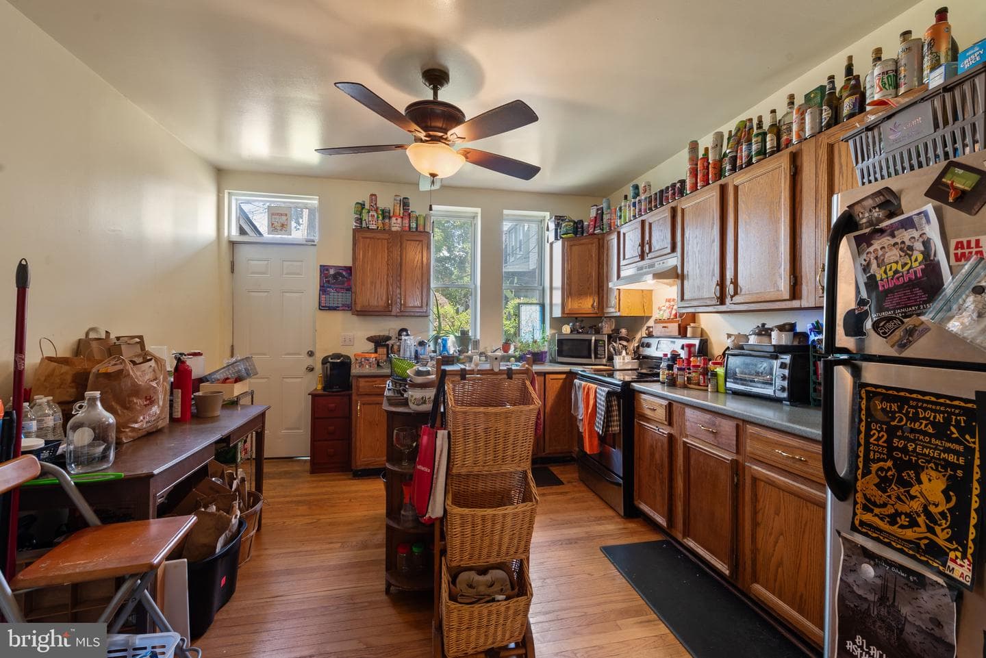 508 W 27th Street W photo 8