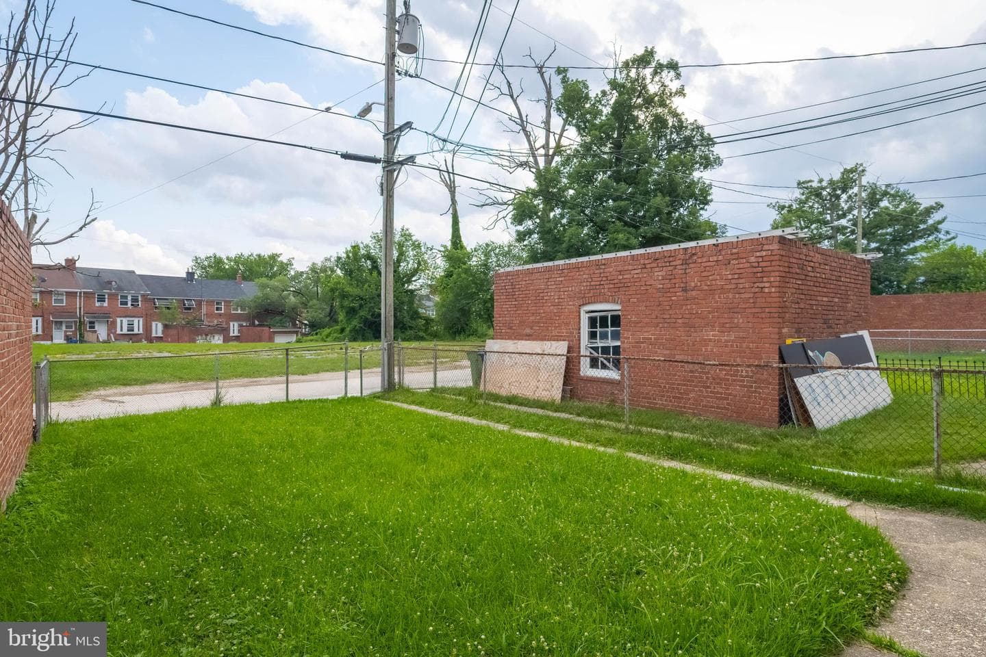 1325 Crofton Road photo 24