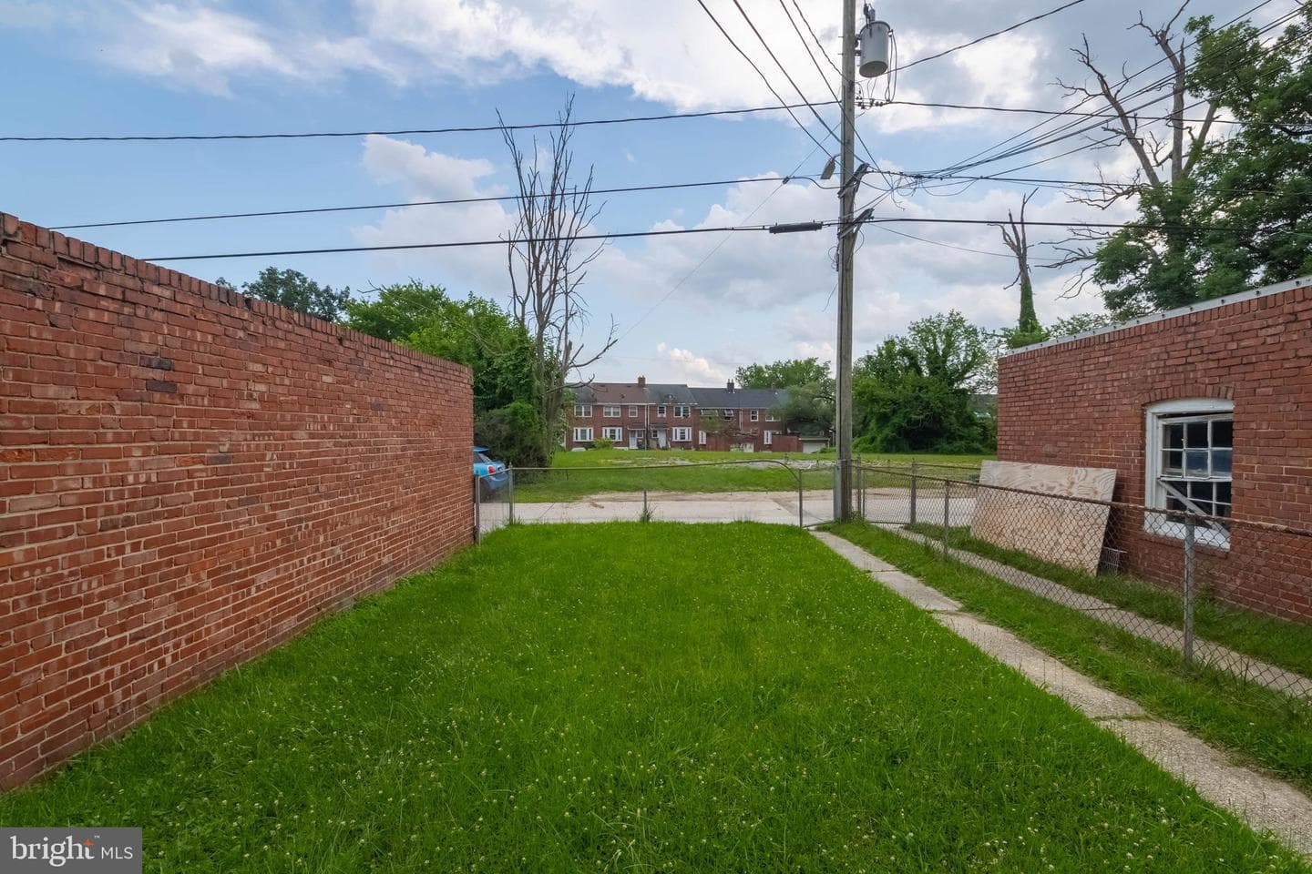 1325 Crofton Road photo 25