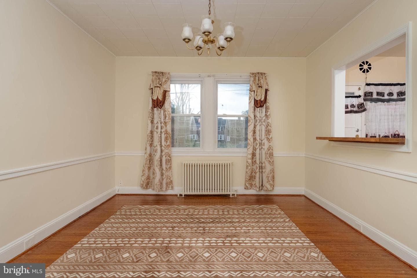 1325 Crofton Road photo 3