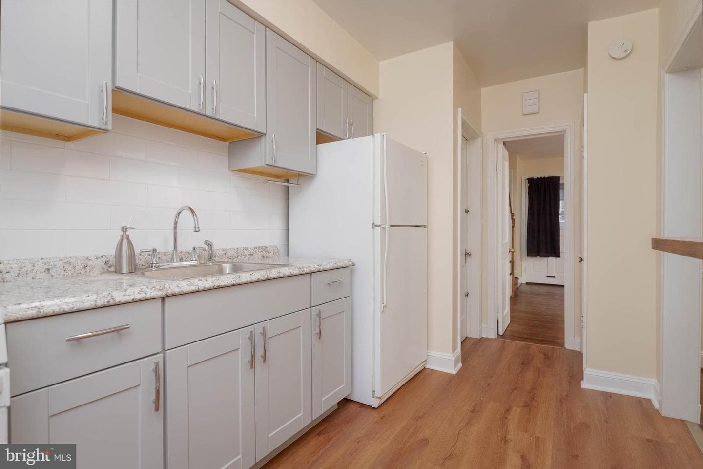1325 Crofton Road photo 8