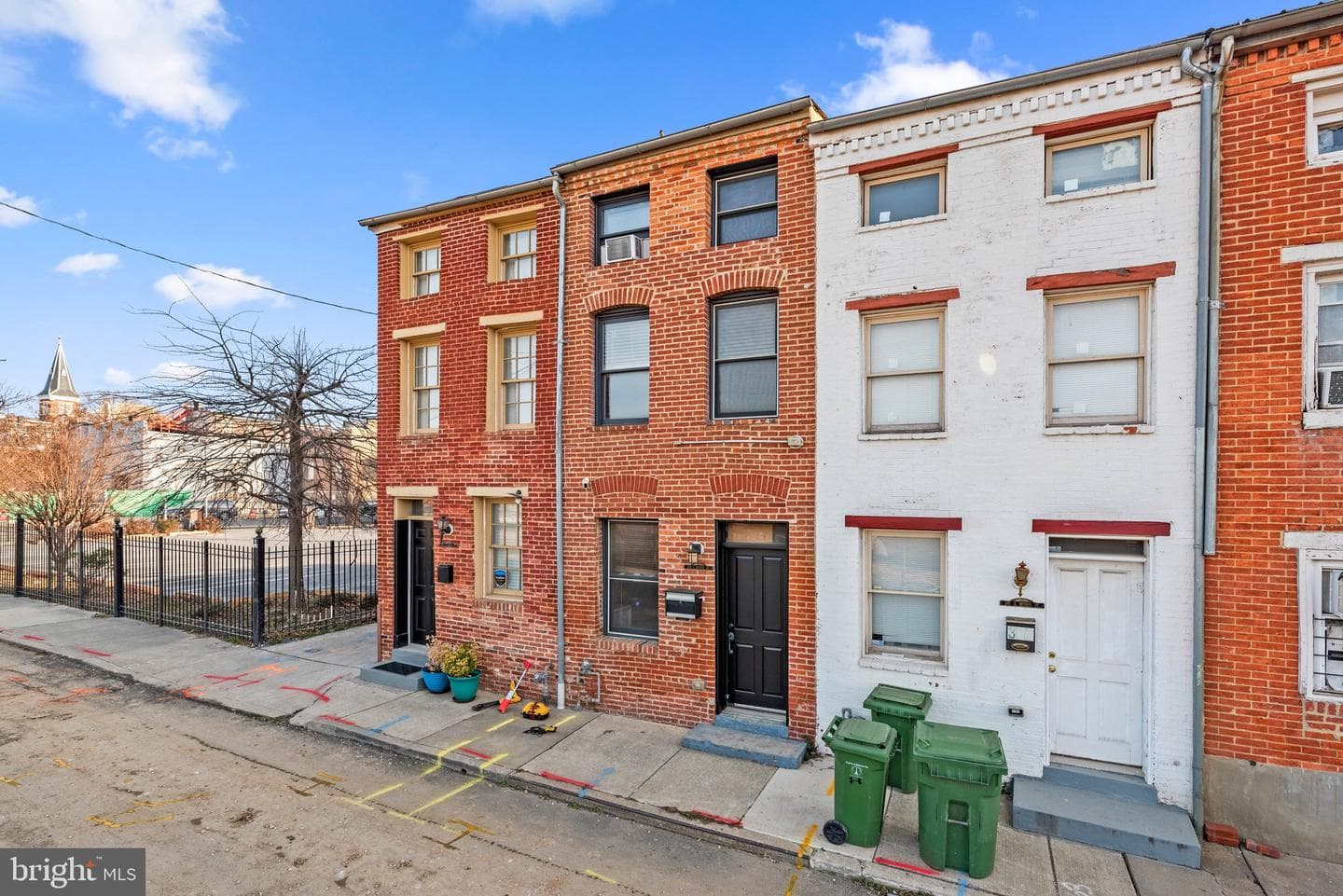 305 S Bethel Street S photo 2