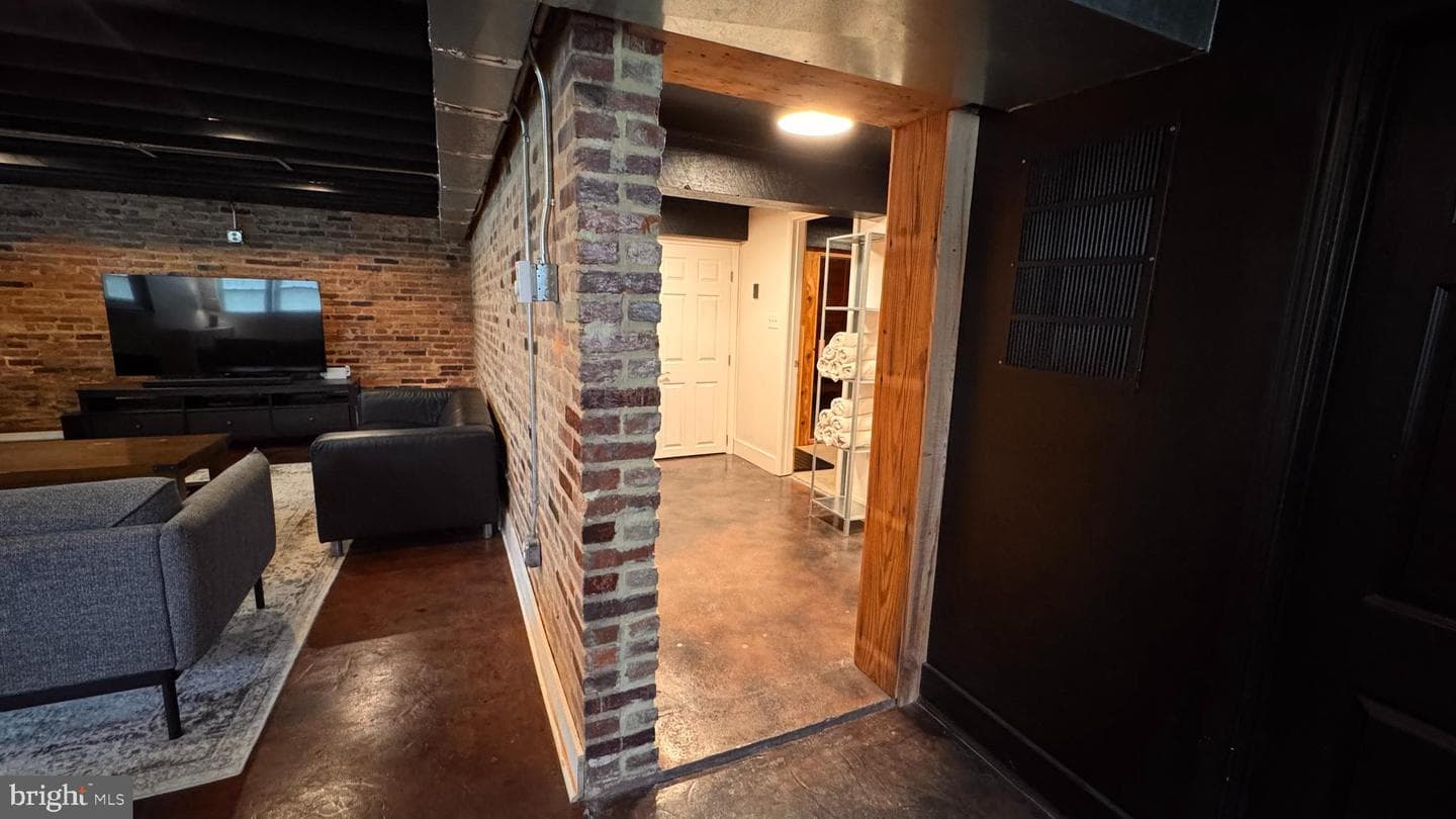 4309 Walther Avenue photo 31