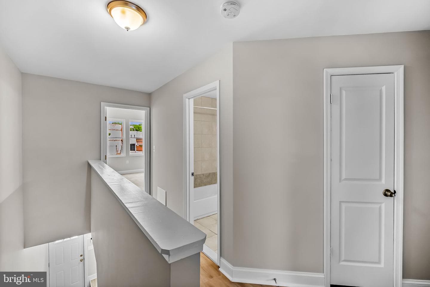 1605 Clifton Avenue photo 15
