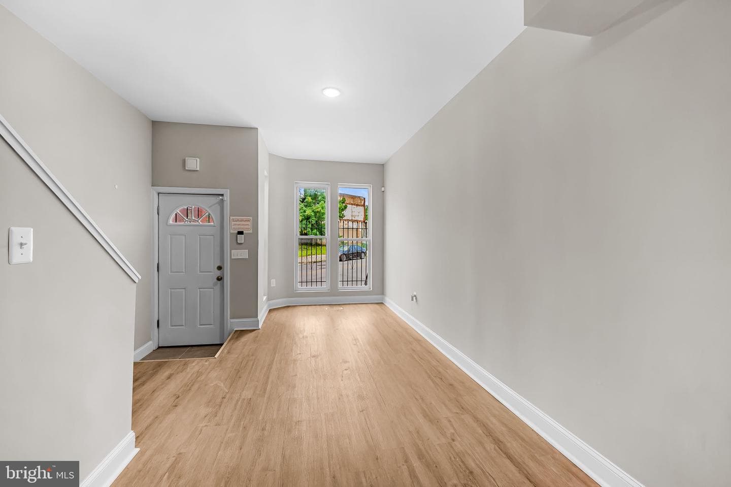 1605 Clifton Avenue photo 6