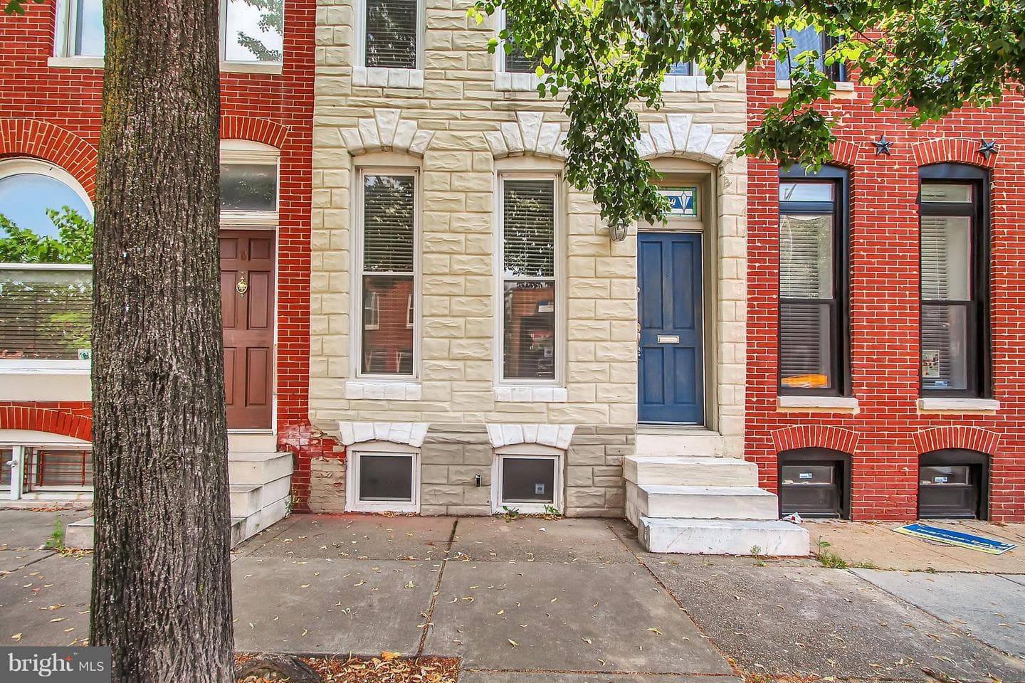 1029 S Hanover Street photo 1