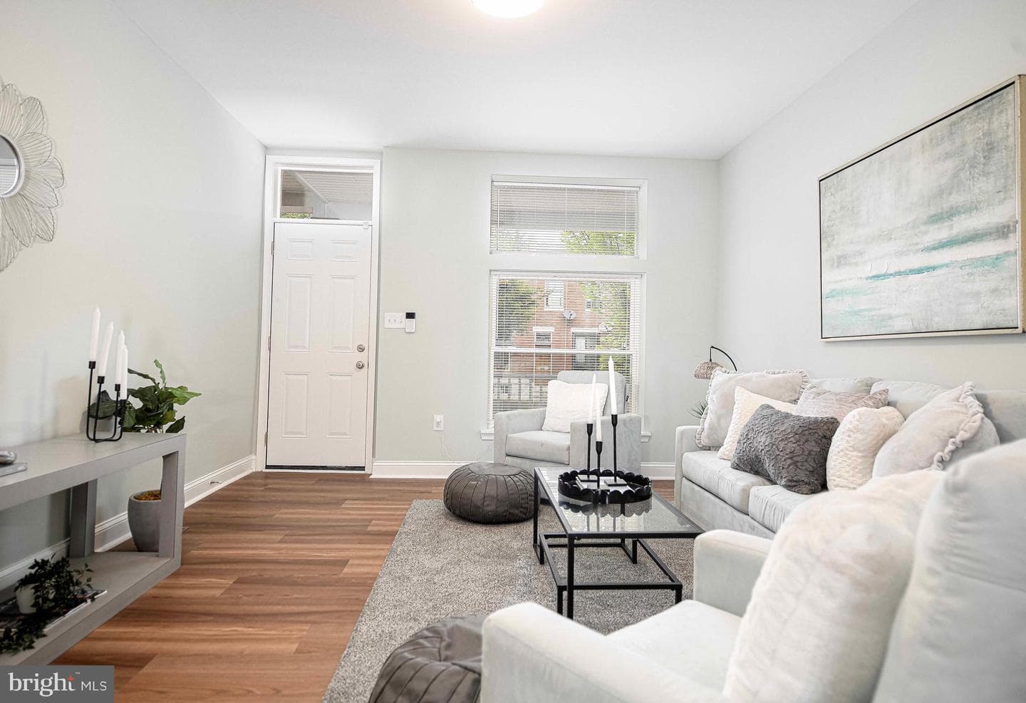 3031 Mcelderry Street photo 7