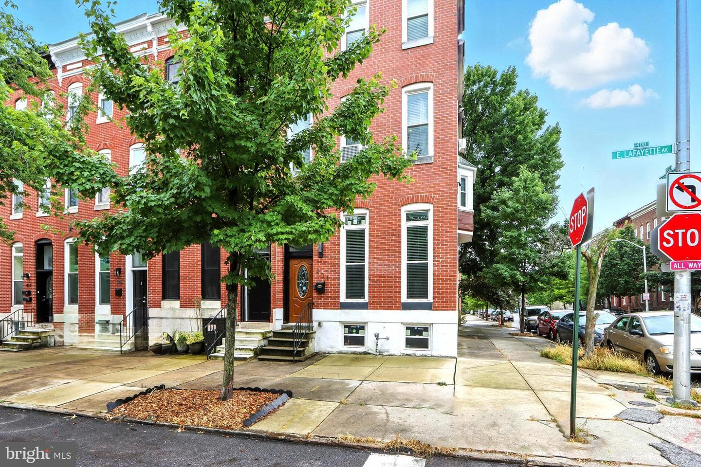 401 E Lafayette Avenue photo 11
