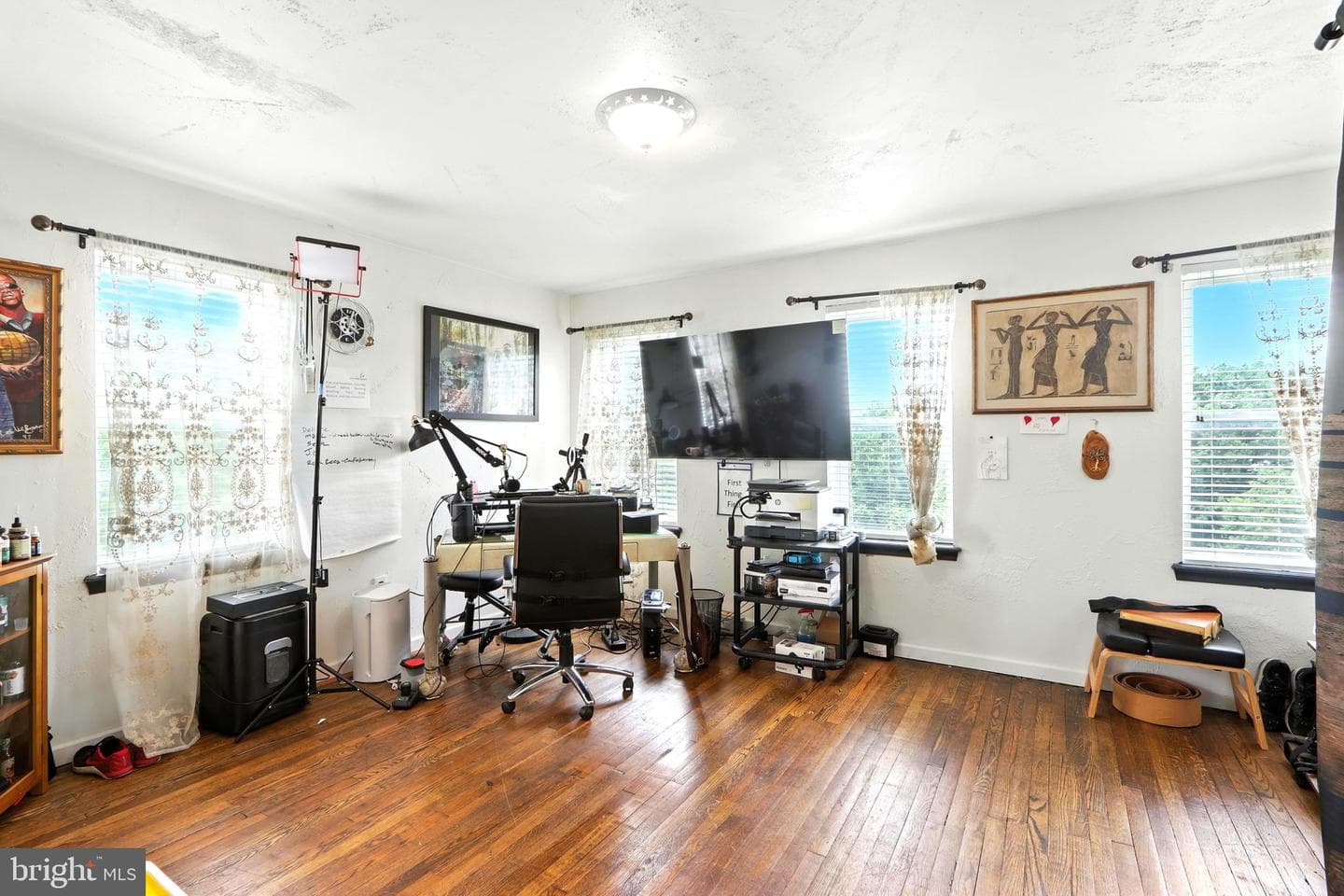 401 E Lafayette Avenue photo 31