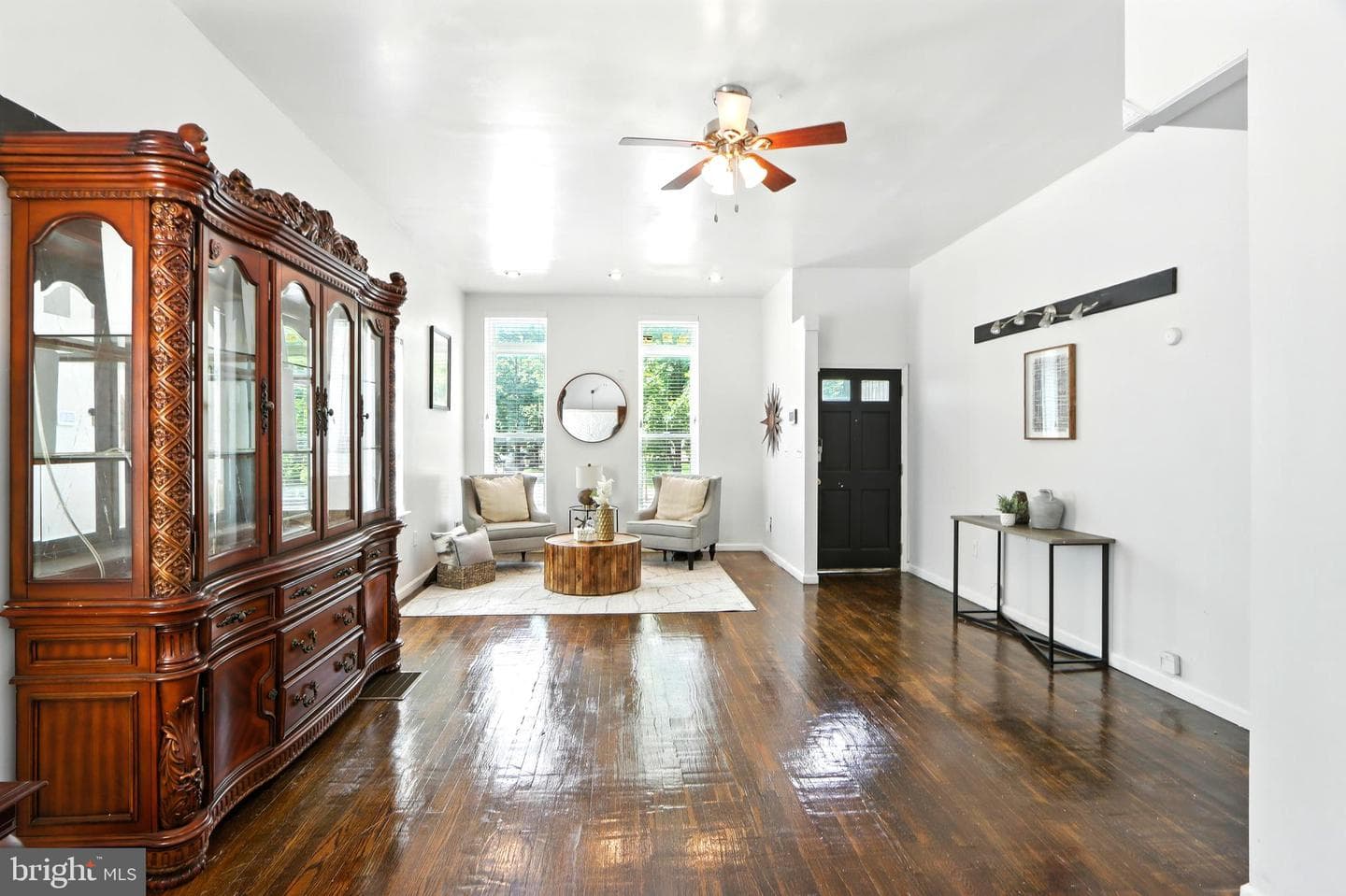 401 E Lafayette Avenue photo 4