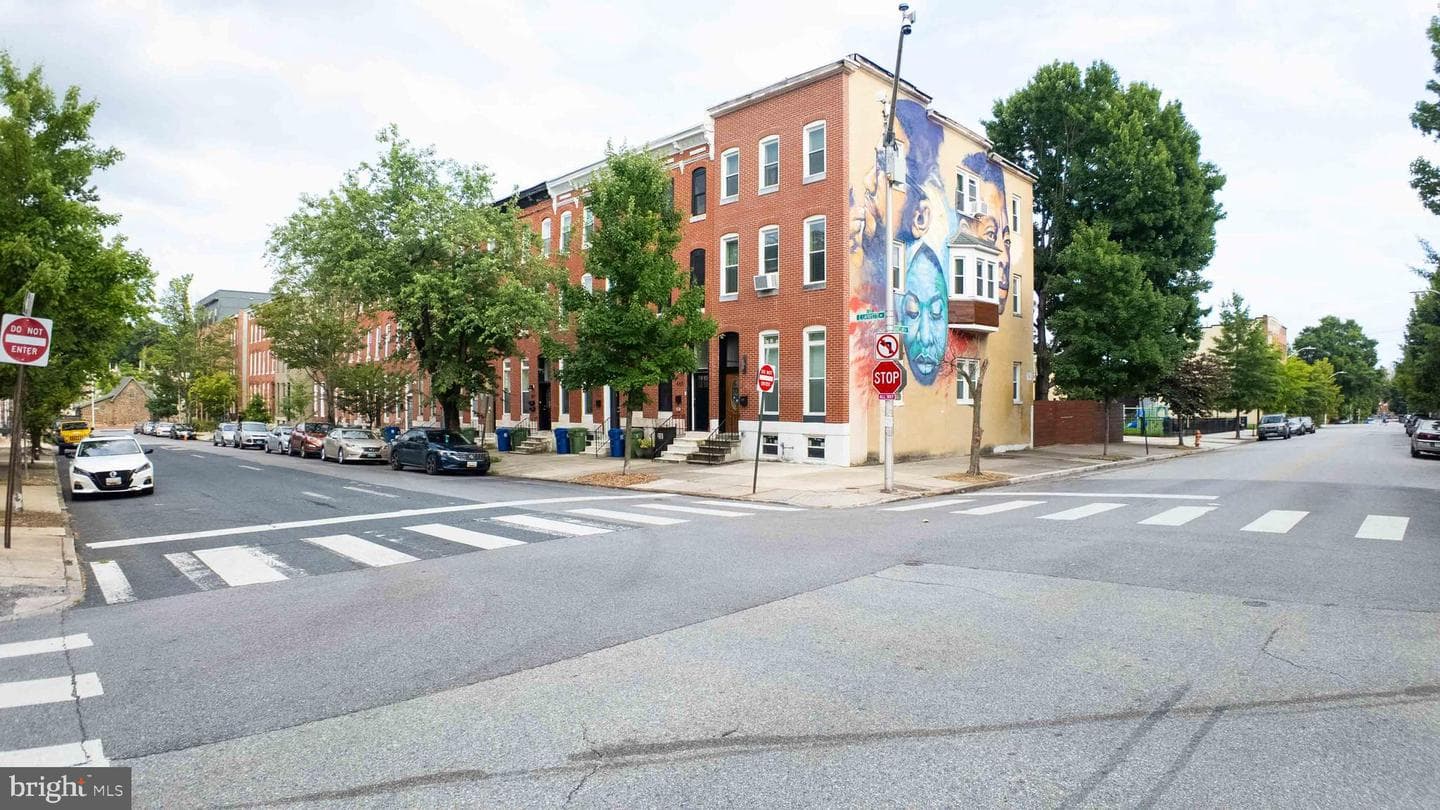 401 E Lafayette Avenue photo 49