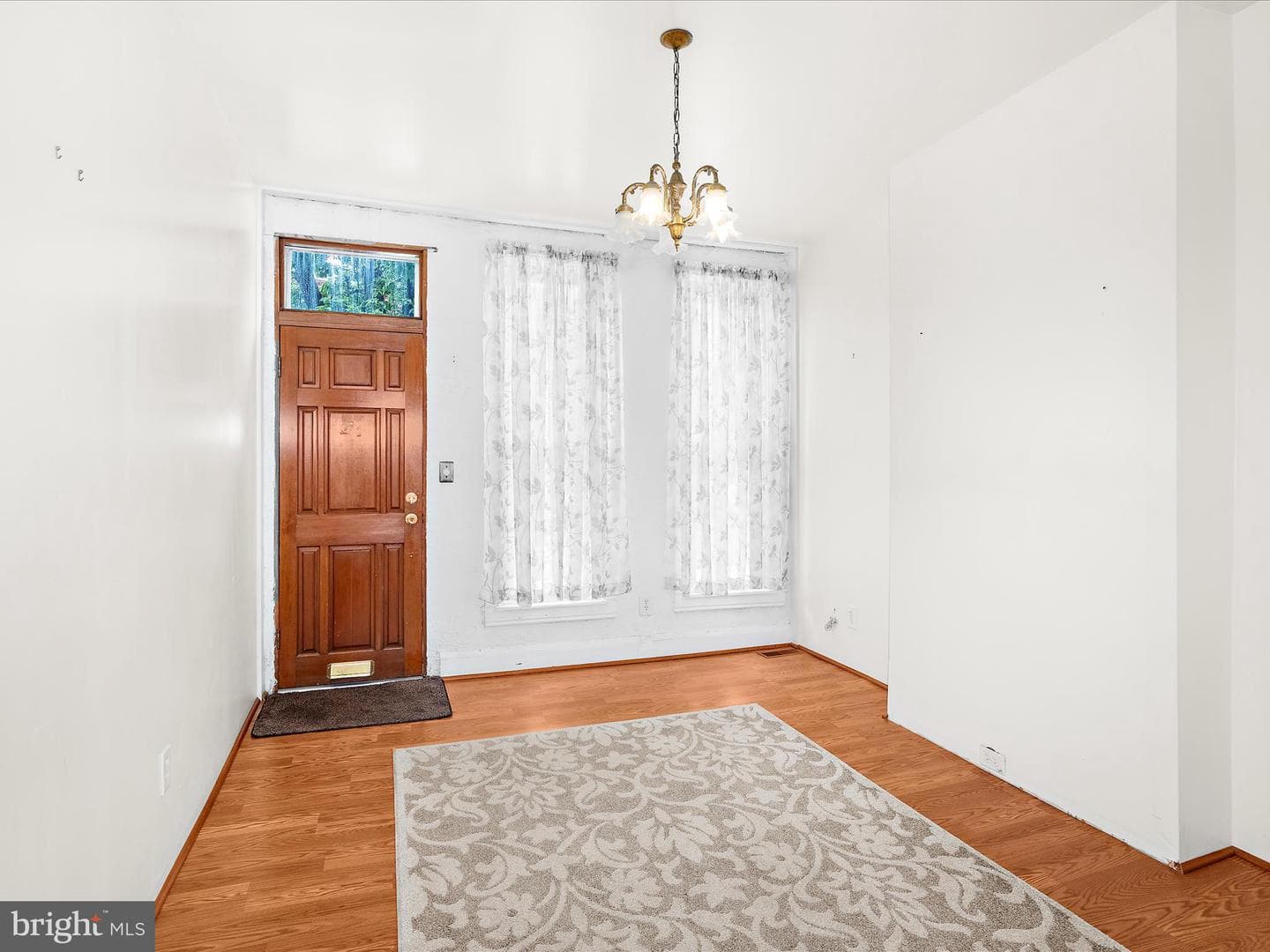 410 E Fort Avenue photo 5