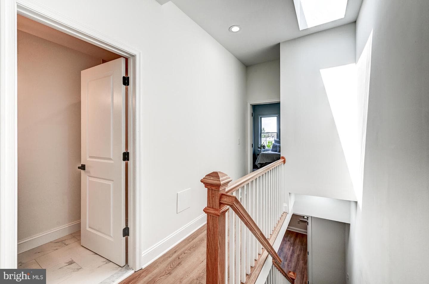 3033 Hudson Street photo 20