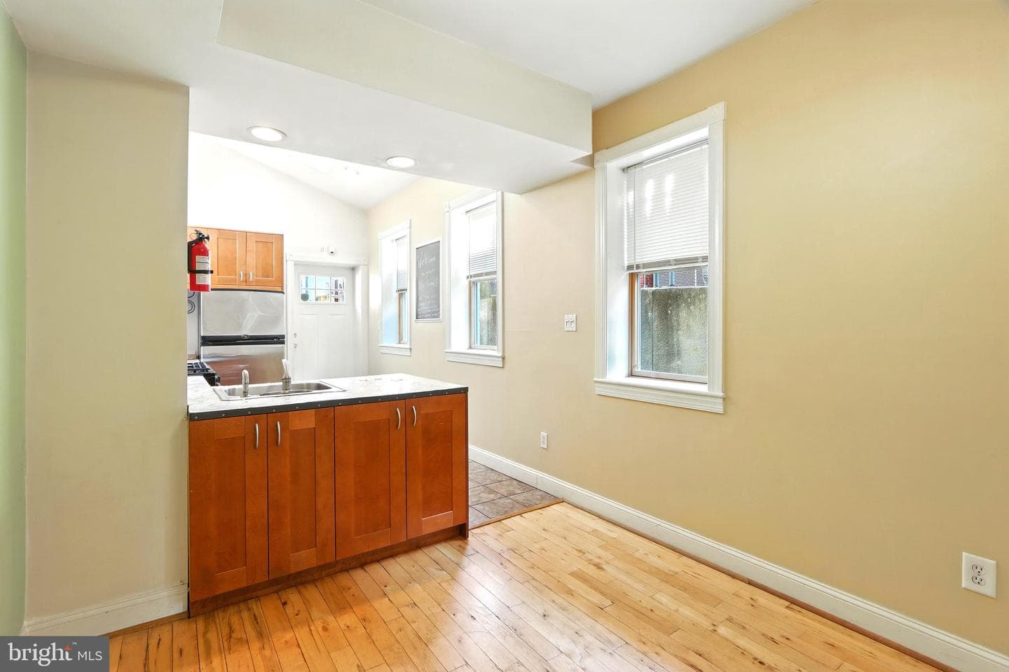 2222 Gough Street photo 10