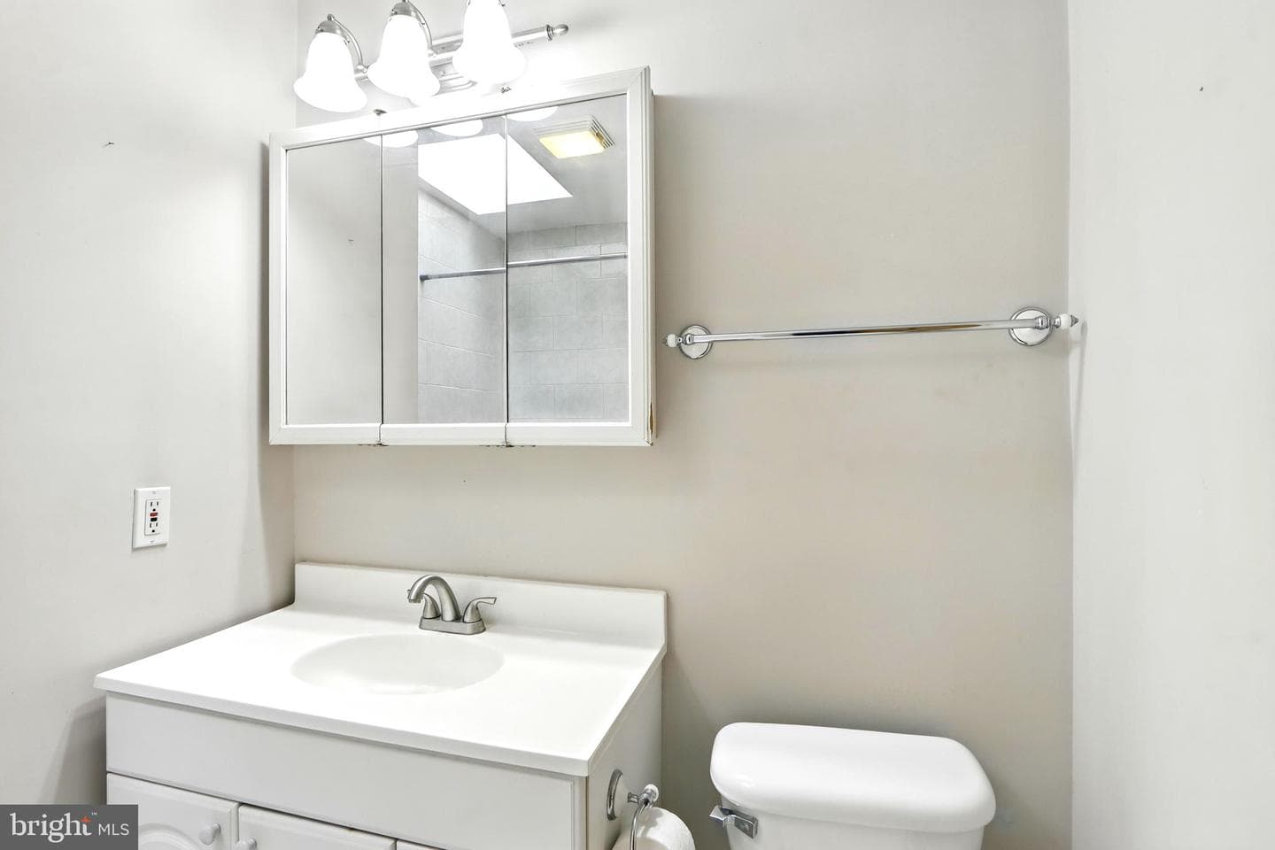 2222 Gough Street photo 27