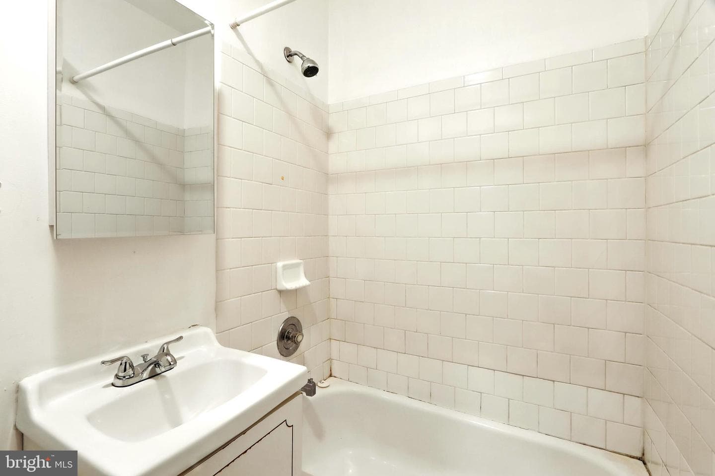 2222 Gough Street photo 37