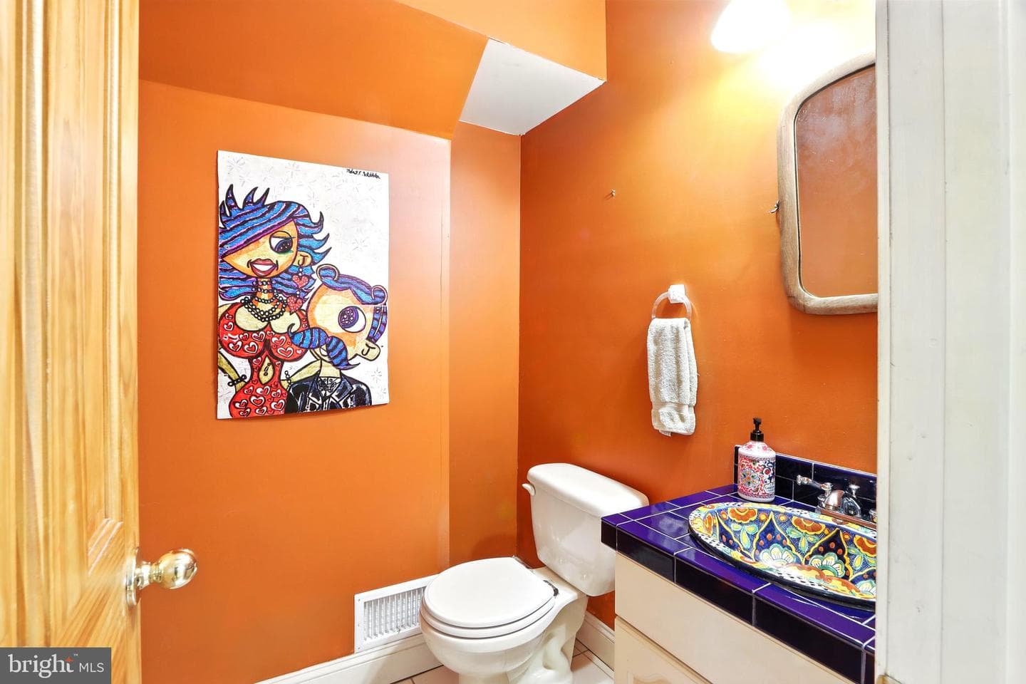2222 Gough Street photo 8