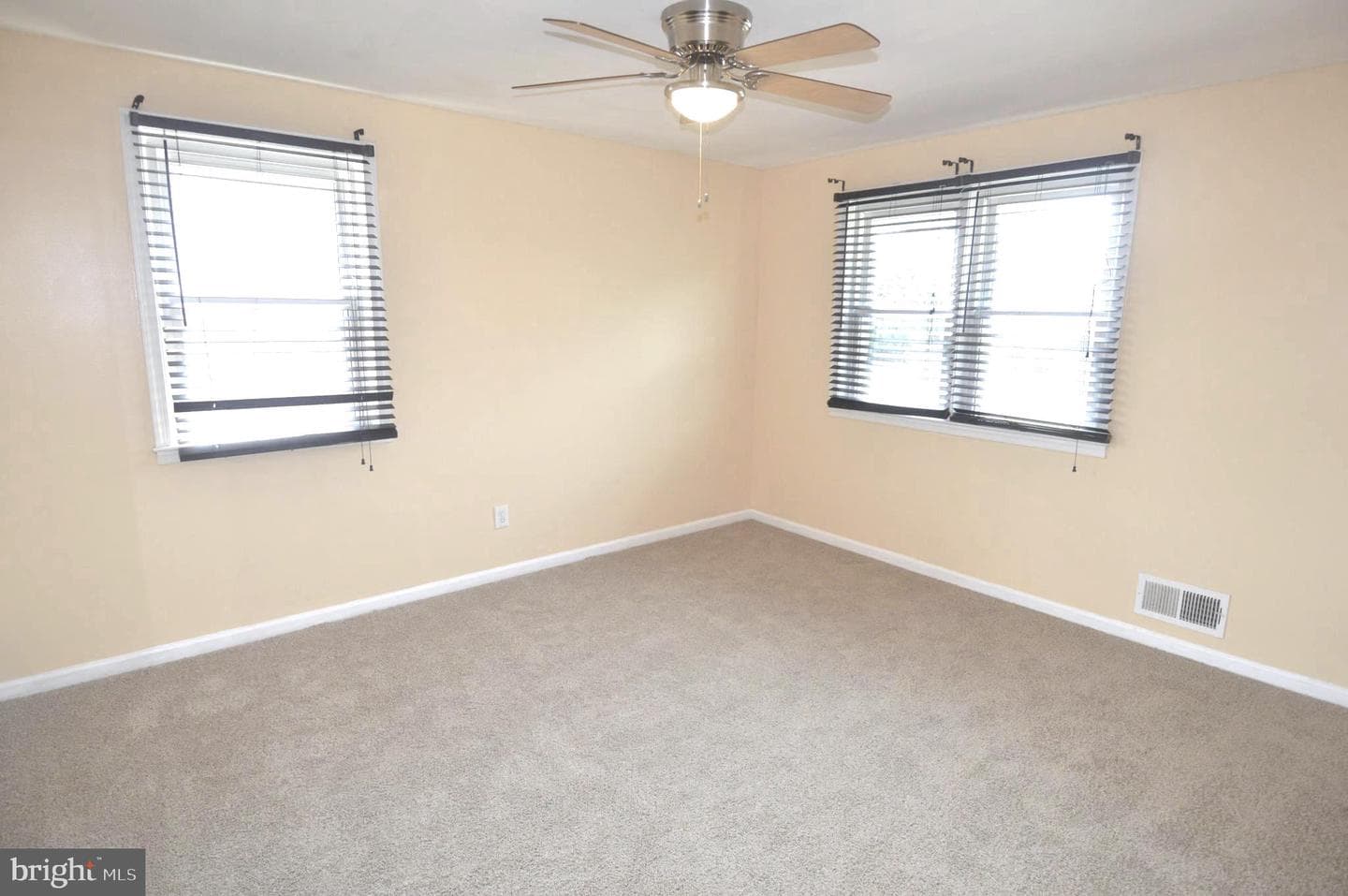 2110 Westfield Avenue photo 11