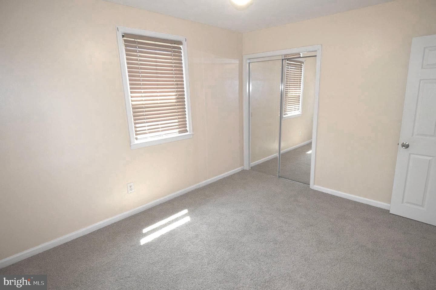 2110 Westfield Avenue photo 12