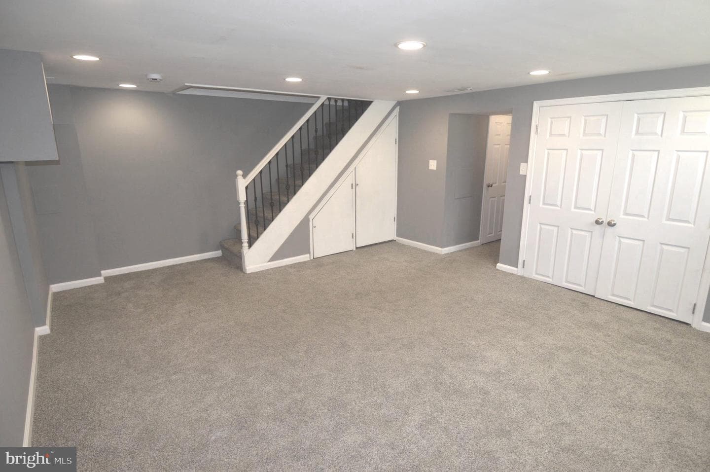 2110 Westfield Avenue photo 17