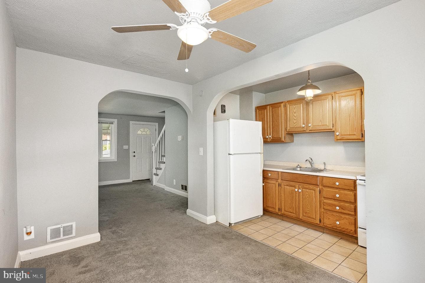 2047 Grinnalds Avenue photo 11