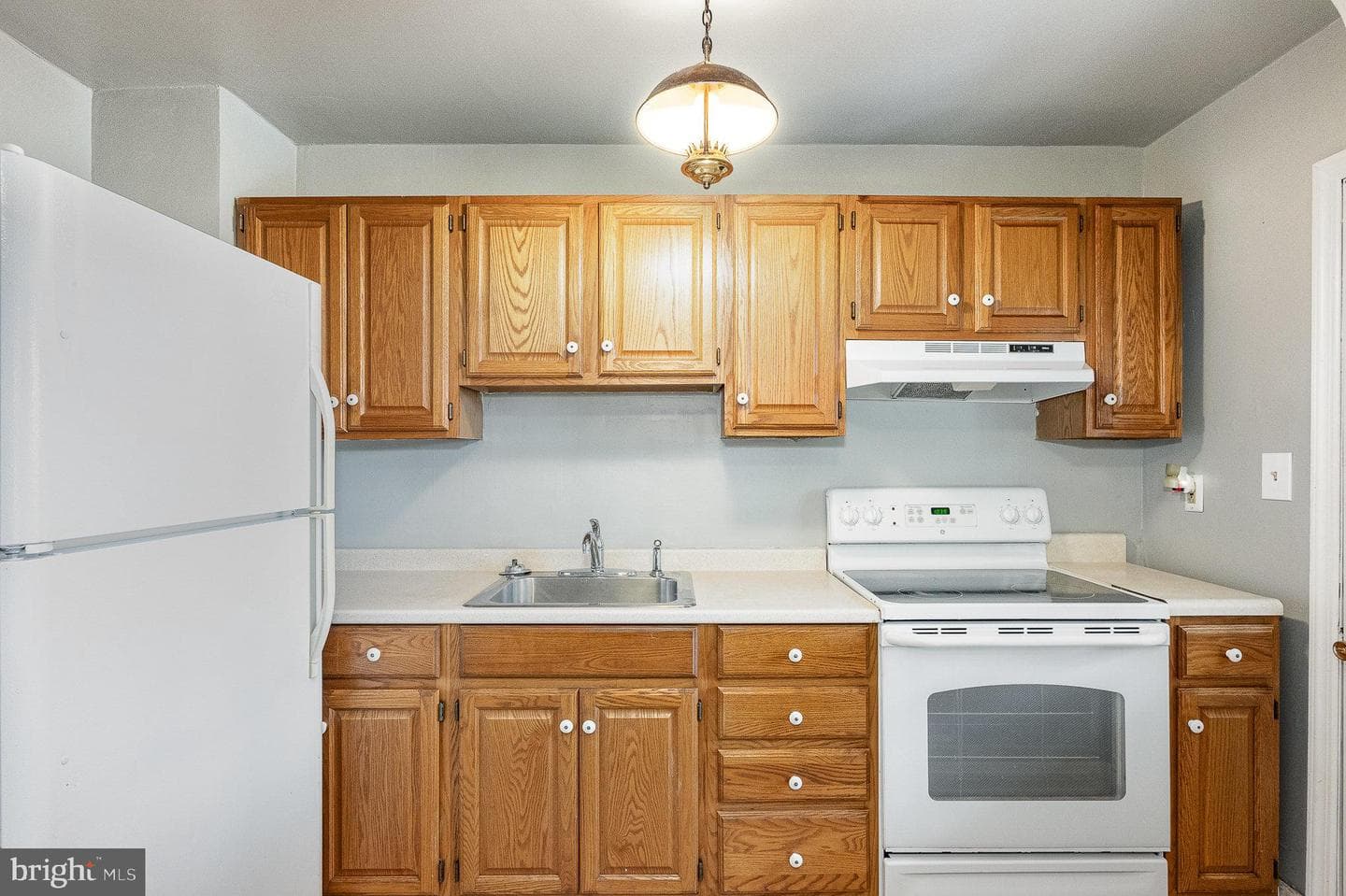 2047 Grinnalds Avenue photo 13