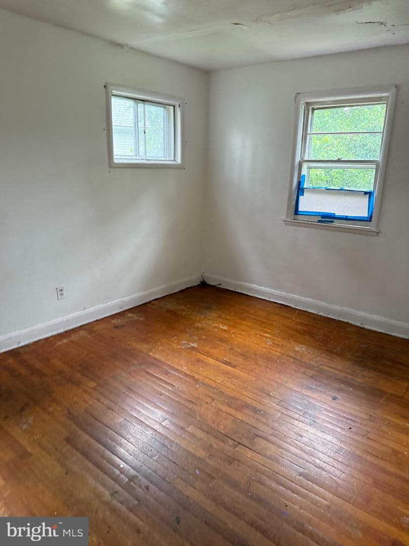 3901 Mortimer Avenue photo 10