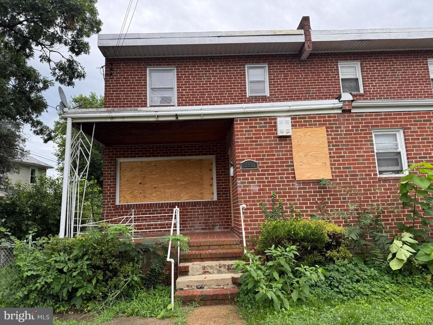 3901 Mortimer Avenue photo 20