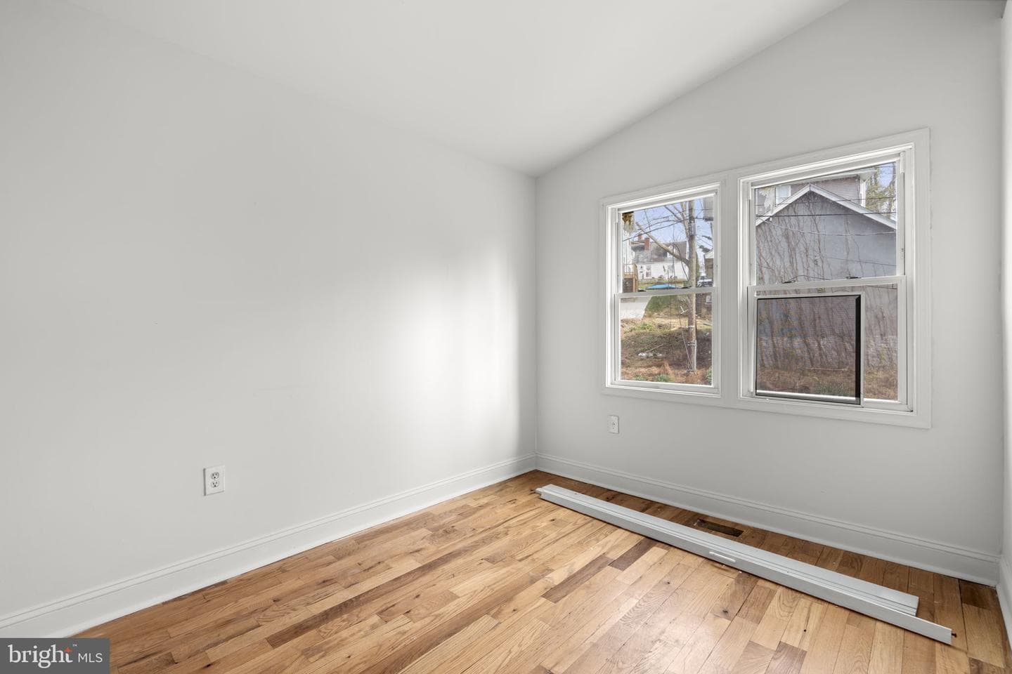 3709 Chesholm Road photo 23