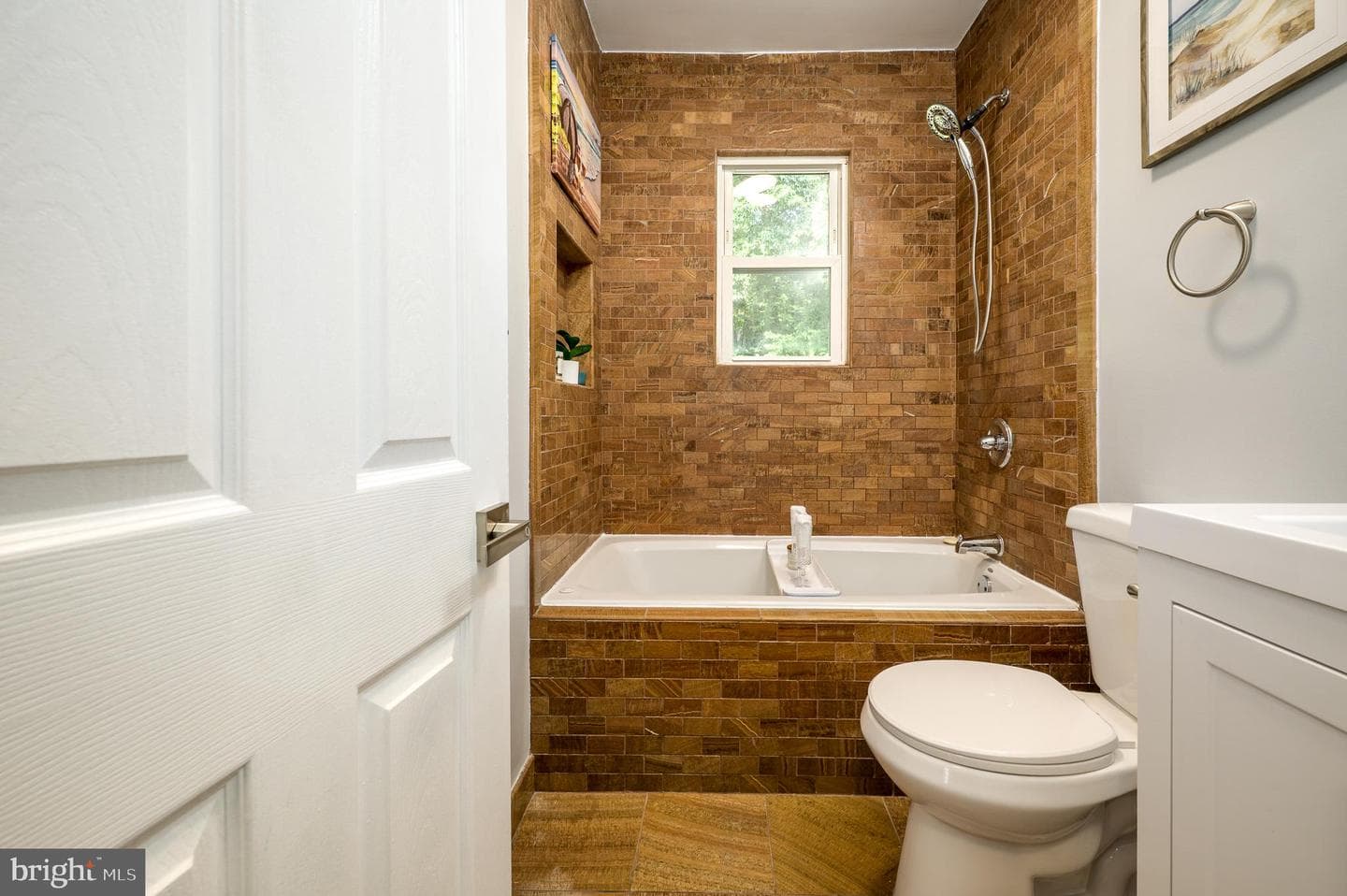 2601 Royal Oak Avenue photo 29