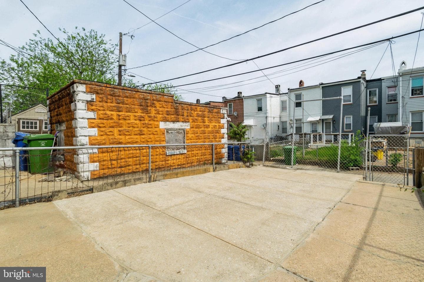 2820 Mayfield Avenue photo 24