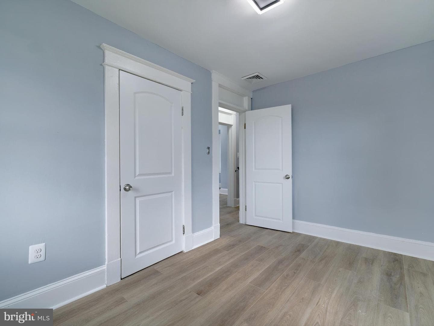 3643 Coolidge Avenue photo 27