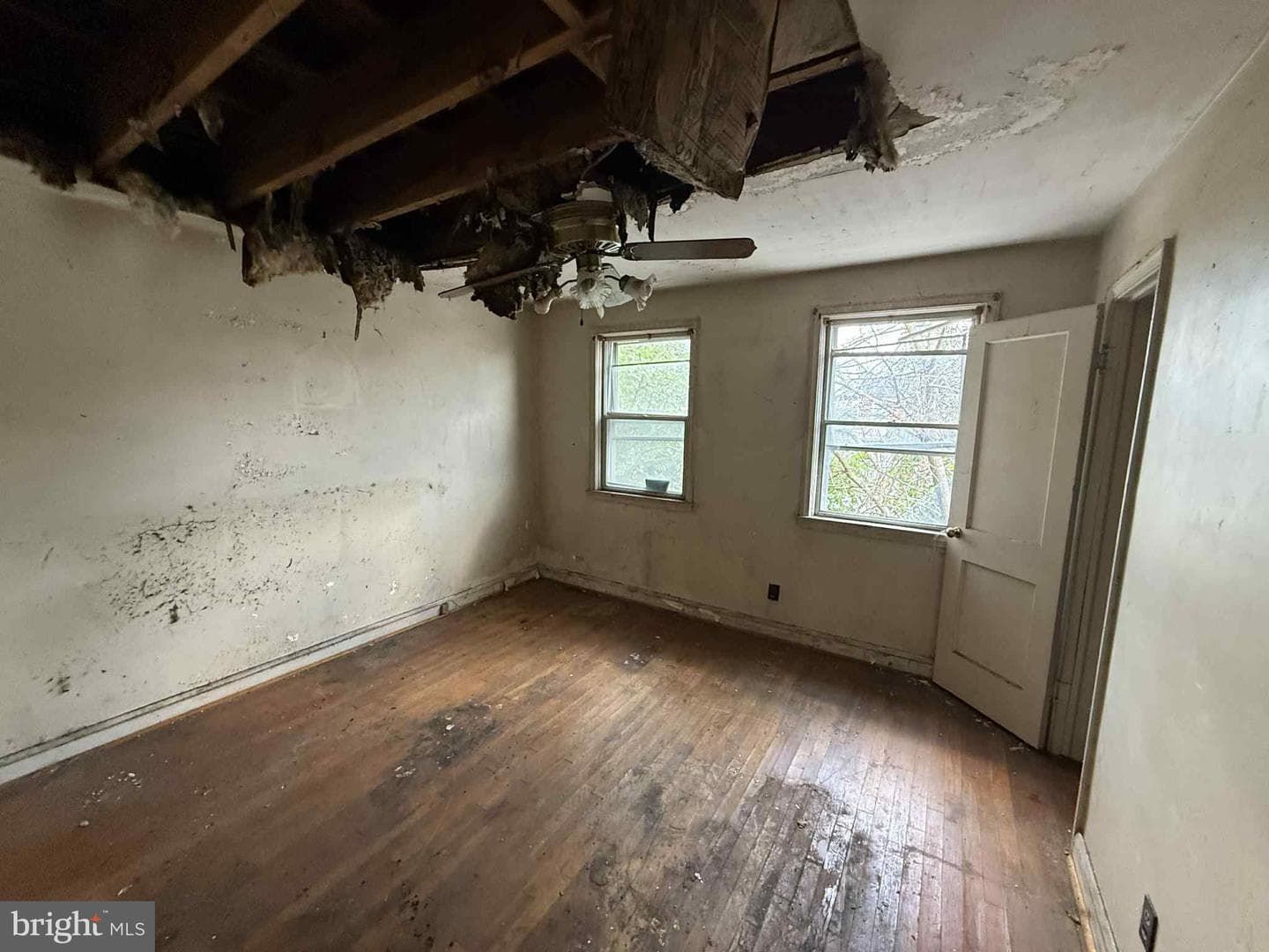 1526 Charlotte Avenue photo 2