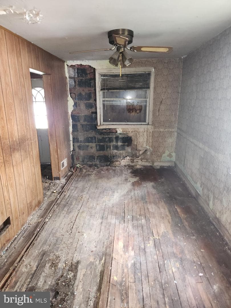 1526 Charlotte Avenue photo 9