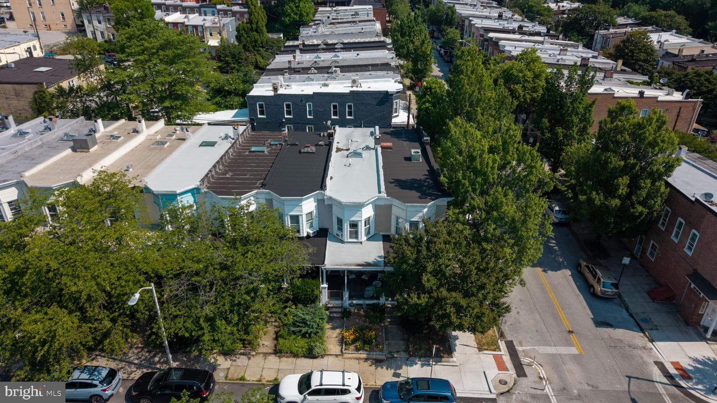 602 W 33rd Street photo 58