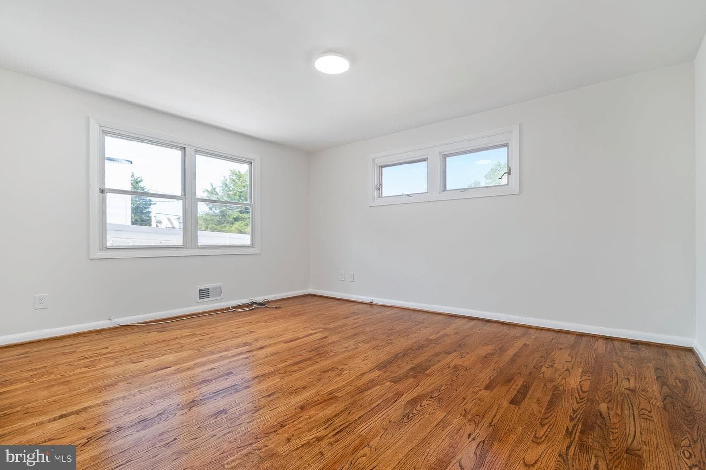 5300 Wabash Avenue photo 25