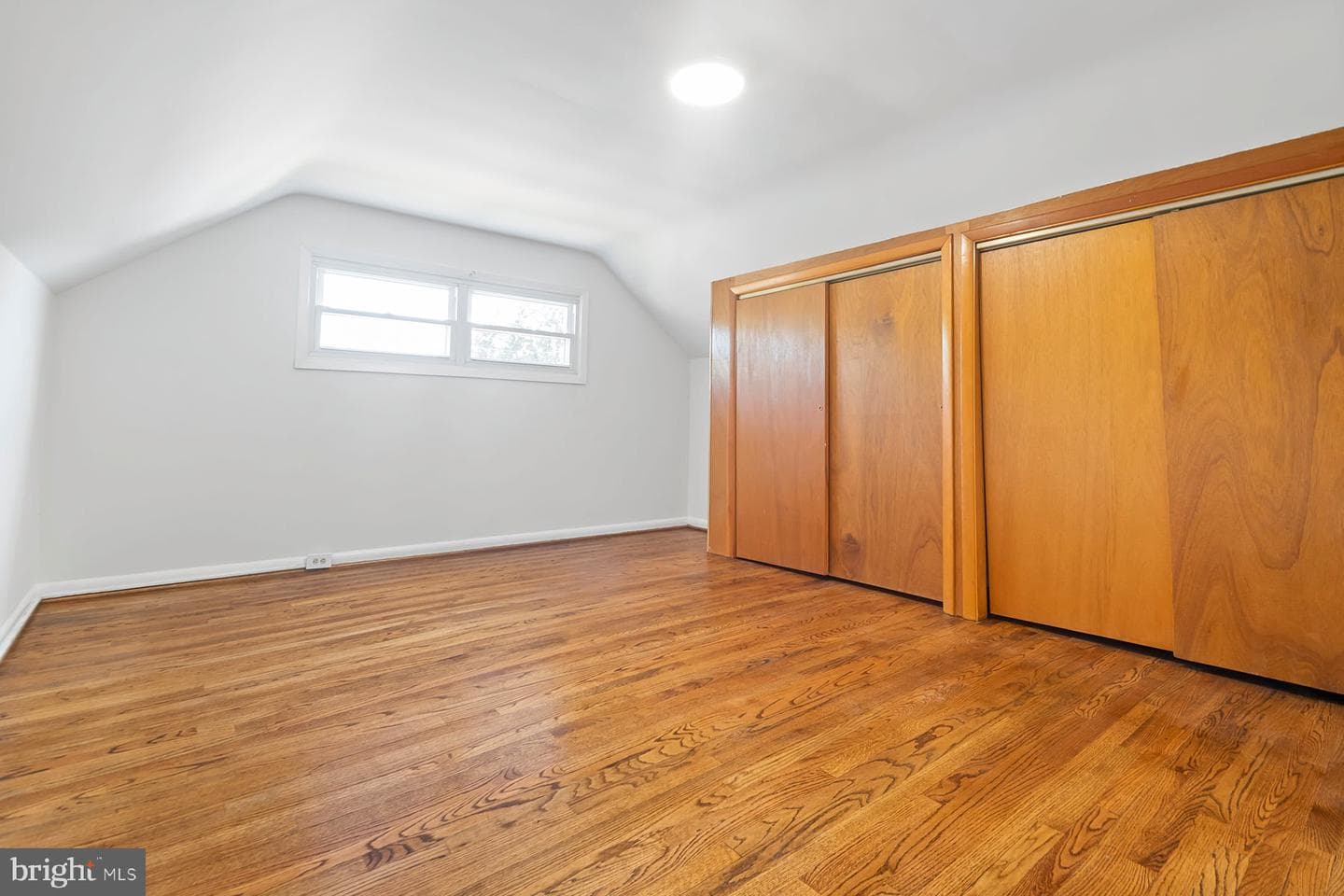 5300 Wabash Avenue photo 34