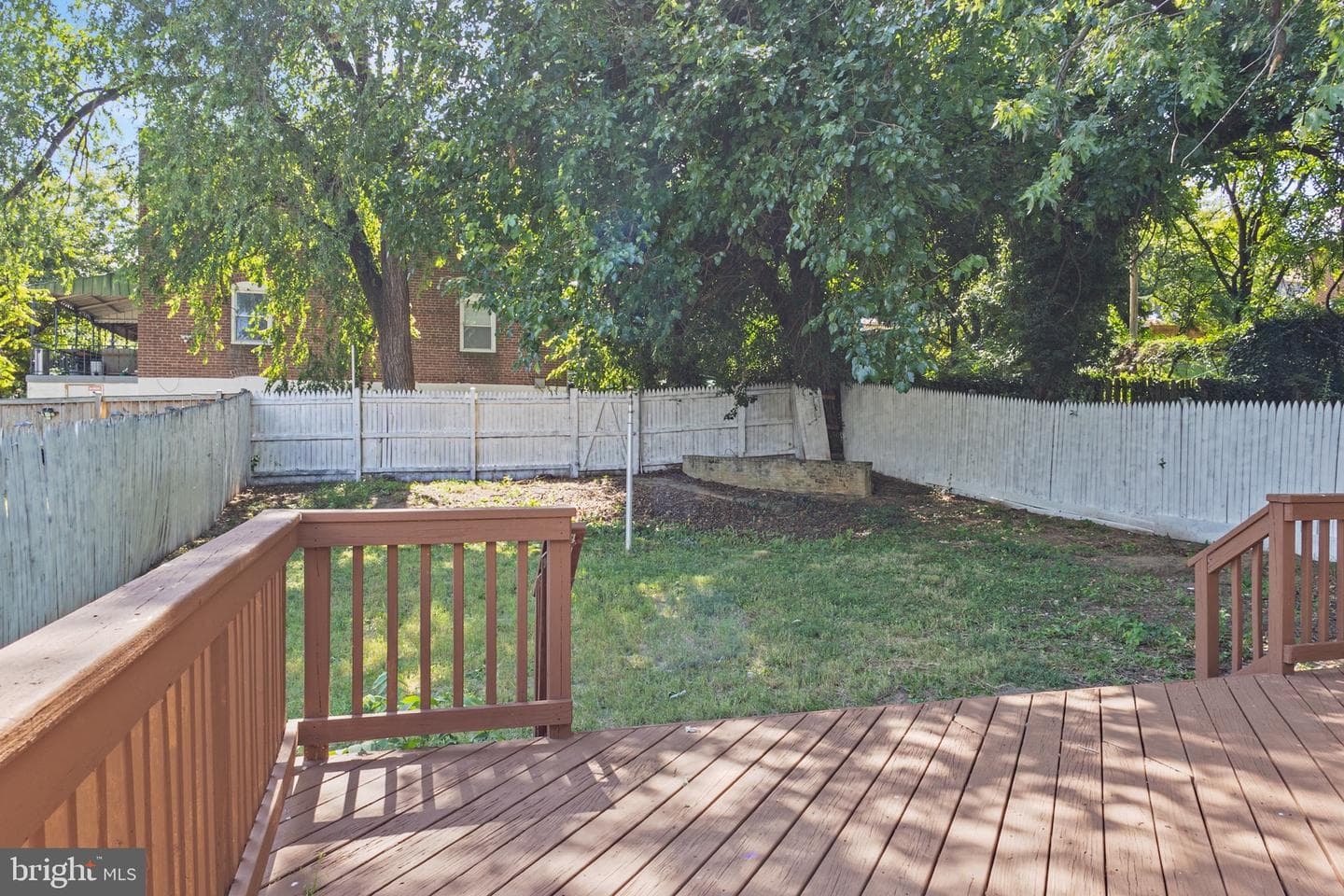 4042 6th Street photo 28