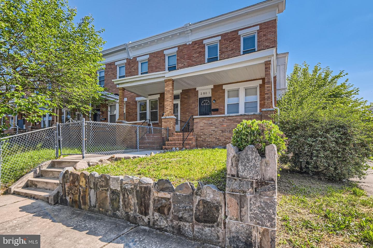 2801 Lake Avenue photo 1
