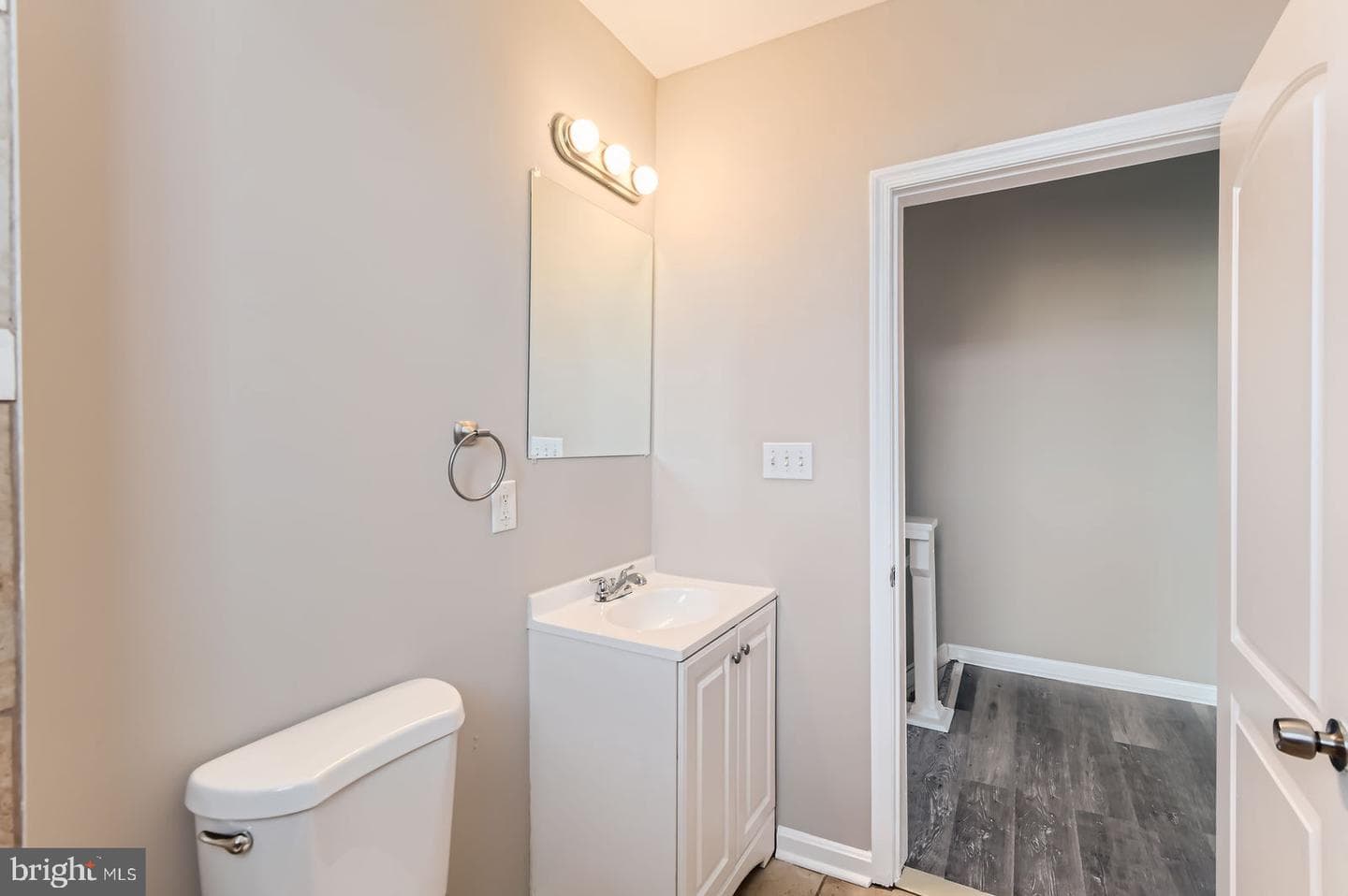 2801 Lake Avenue photo 18