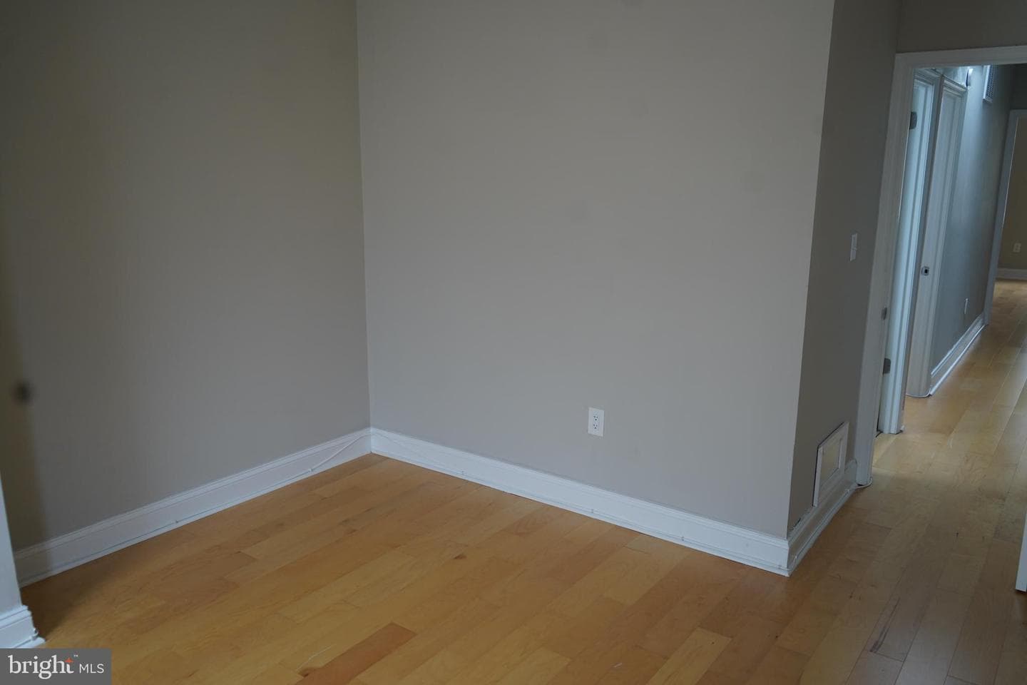 2223 W Lexington Street W photo 17