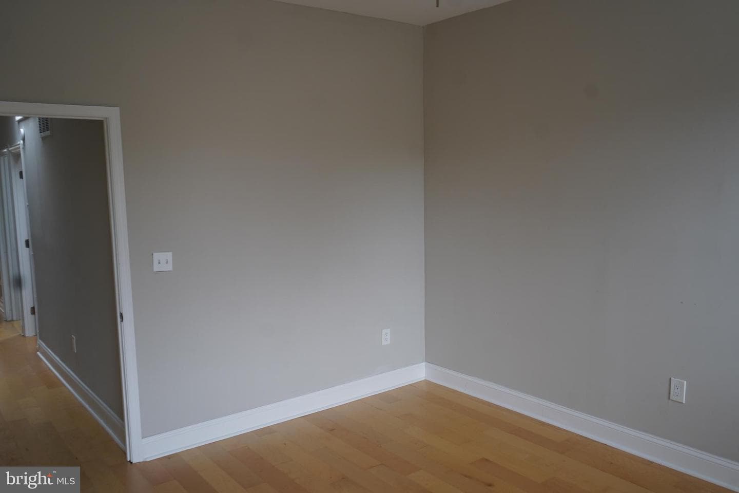 2223 W Lexington Street W photo 25