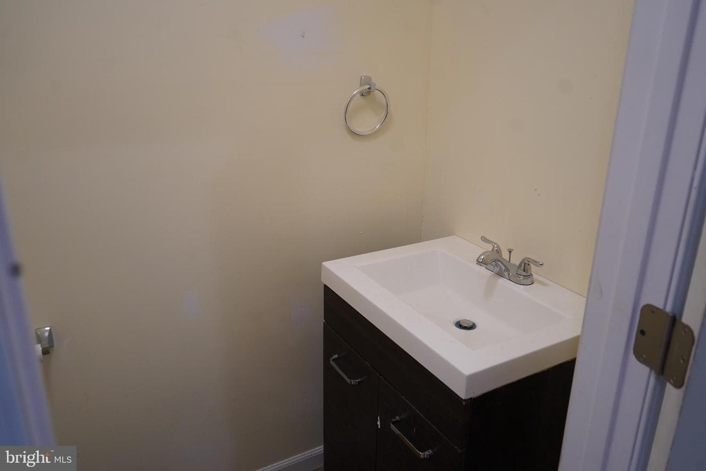 2223 W Lexington Street W photo 6