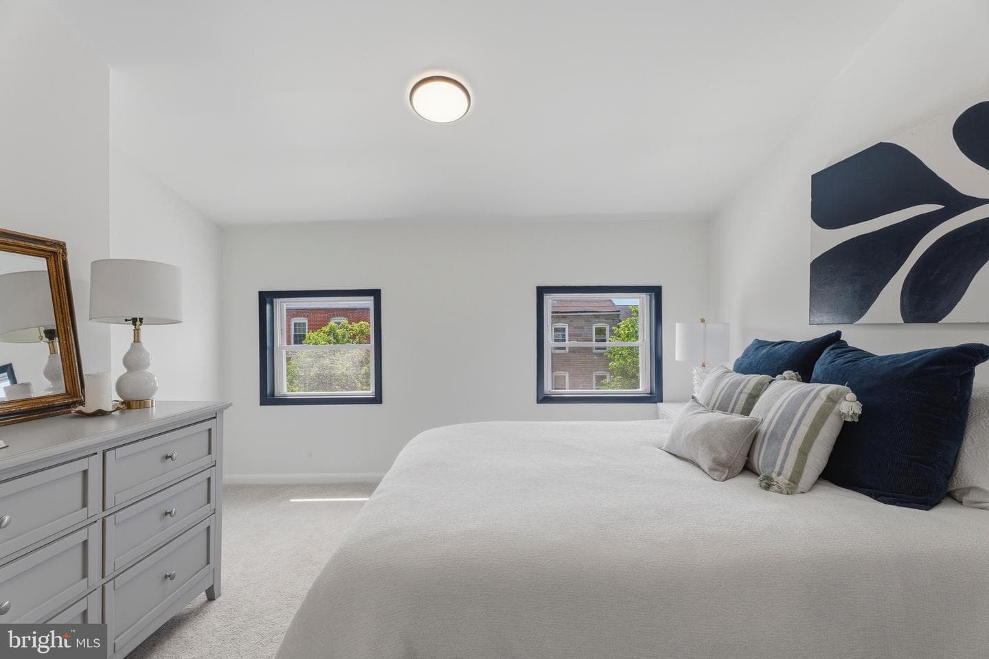 1822 E Lombard Street photo 25