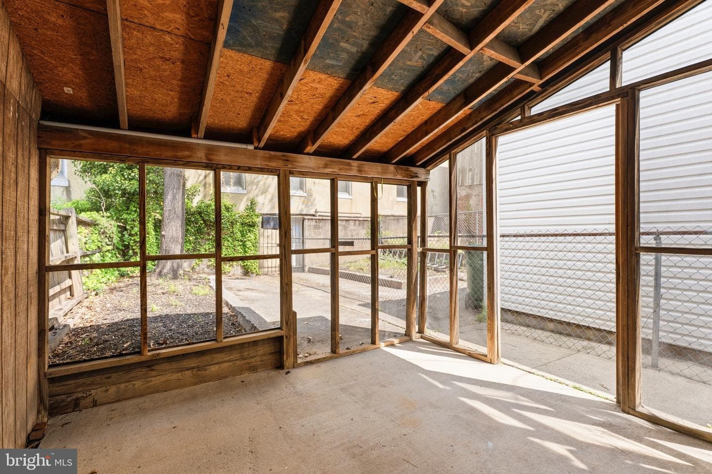 1822 E Lombard Street photo 30