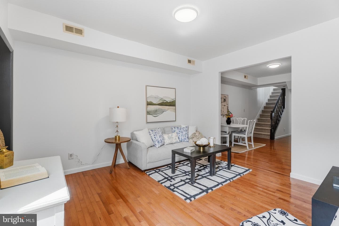 1822 E Lombard Street photo 4