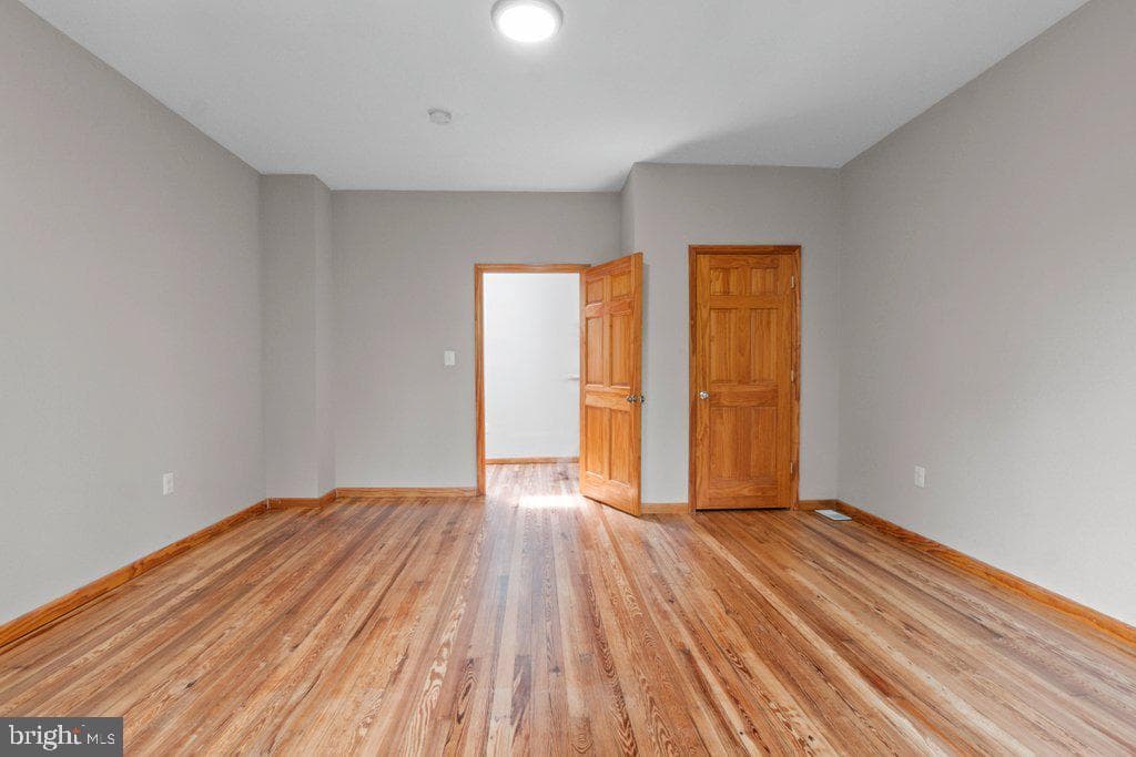 2612 Guilford Avenue photo 24