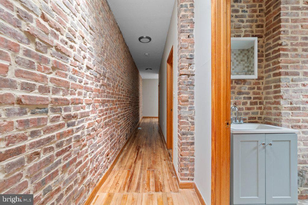 2612 Guilford Avenue photo 25